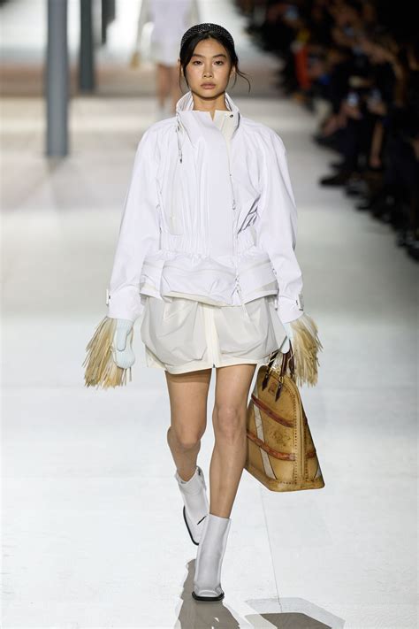 louis vuitton 2024 runway|louis vuitton 2024 fall.